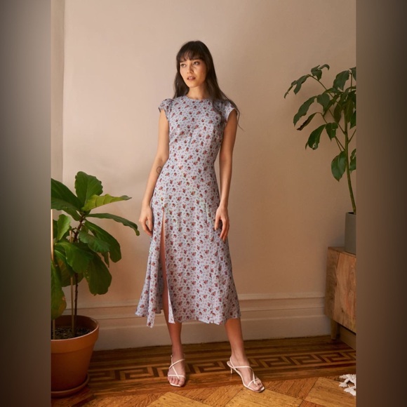 SOLD NWT Ref Gavin dress Petunia ASO Hailey Bieber - Picture 3 of 8